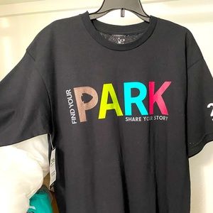 NWT Medium size unisex t-shirt commemorating National Park Centennial.